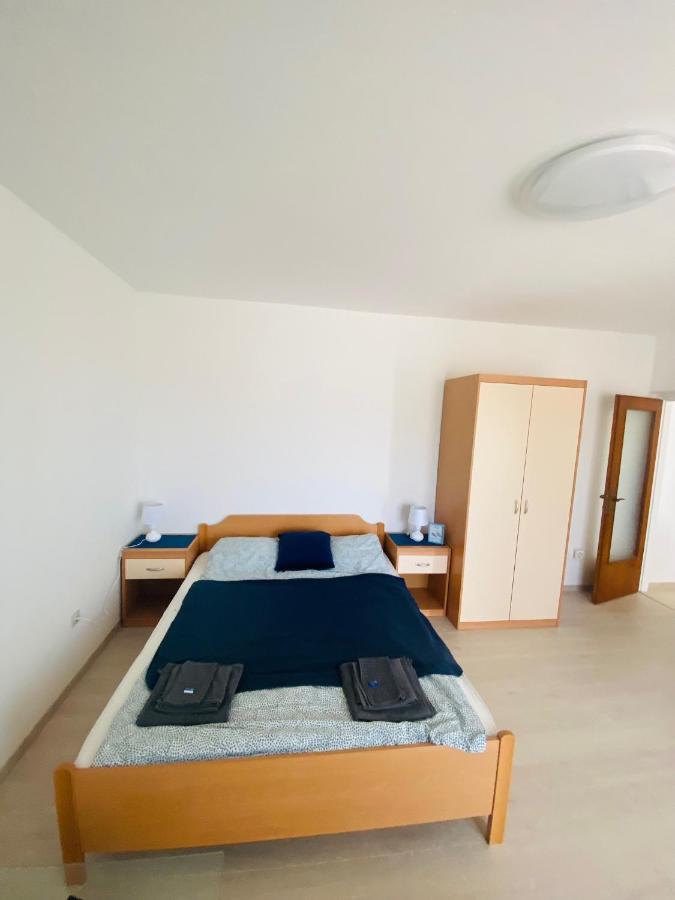 Exceptional Apartment With 2 Bedrooms Near The Sea Пула Экстерьер фото