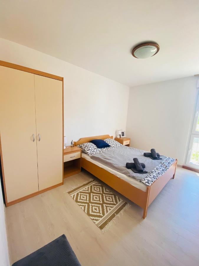 Exceptional Apartment With 2 Bedrooms Near The Sea Пула Экстерьер фото